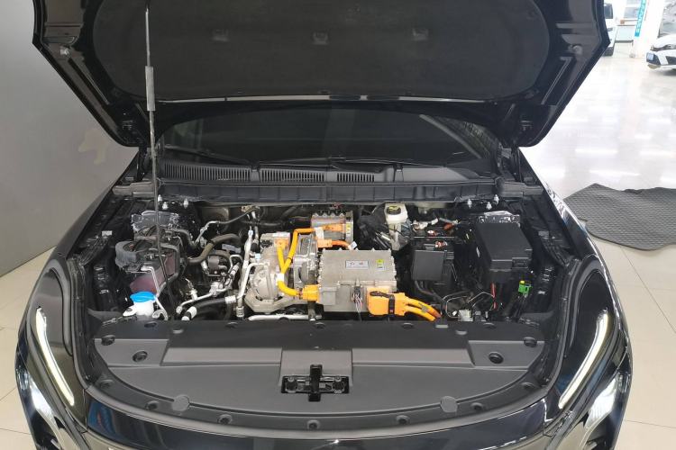 Used Hongqi E-QM5 2024 610 km PLUS
