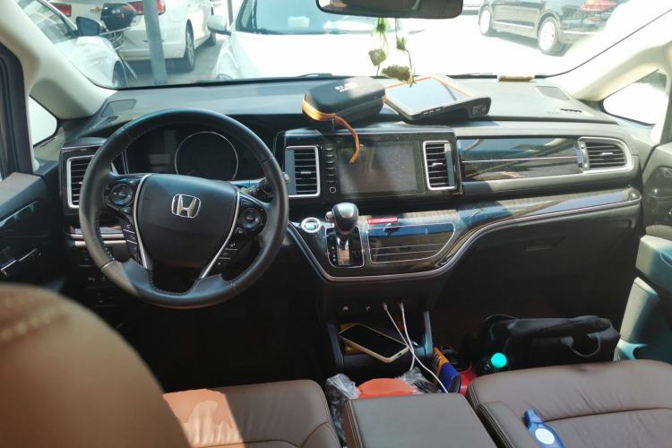 Used Honda Elysion 2019 2.0L Hybrid Comfort Edition
