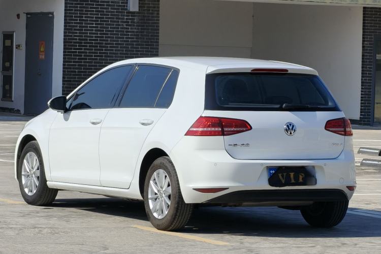Used Volkswagen Golf 2014 1.6L Automatic Fashion Model
