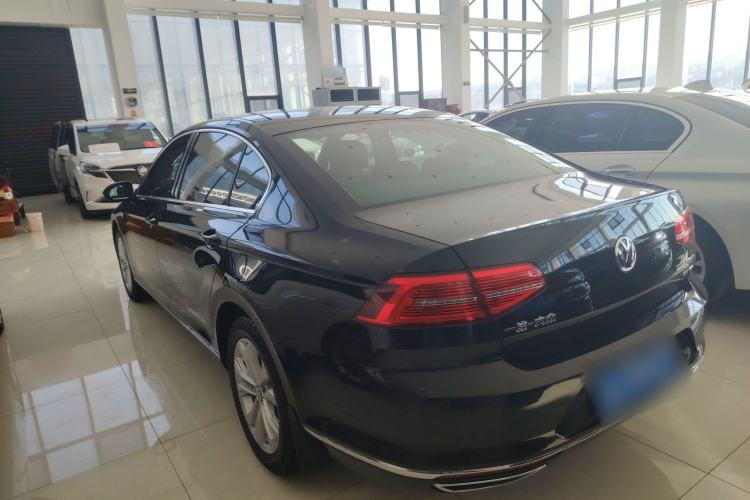 Used Volkswagen Magotan 2018 330TSI DSG Luxury Model

