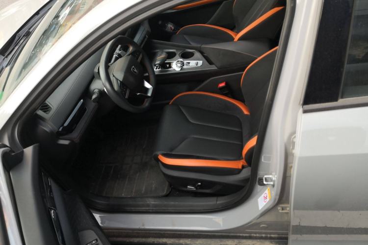 Used Changan UNI-V 2022 2.0T Leading-Speed Edition
