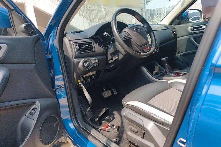 Used Qoros 5 2018 Revised 1.6T Automatic Luxury Version
