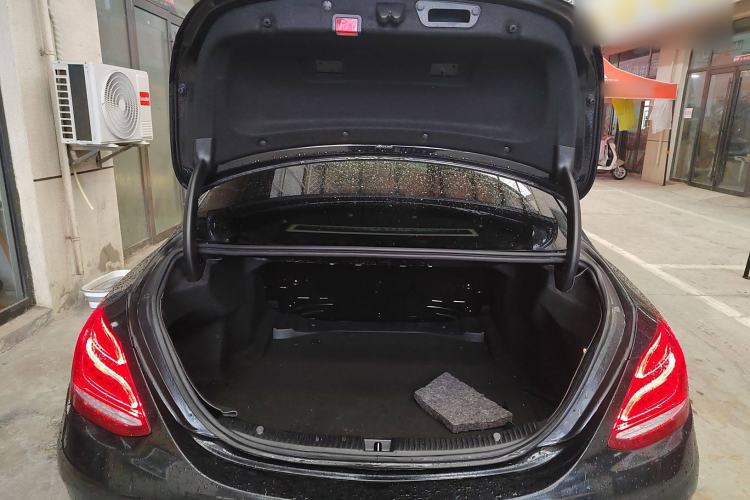 Used Mercedes-Benz C-Class 2017 Facelift C 200 L Sport Edition