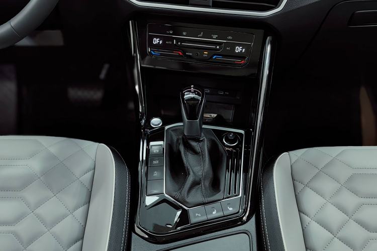 Used Volkswagen Tayron 2023 330TSI Two-Wheel-Drive Luxury Plus Advanced Version
