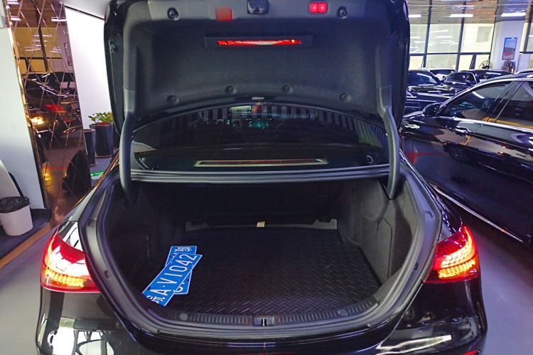 Used Mercedes-Benz E-Class 2022 E 300 L Luxury Model
