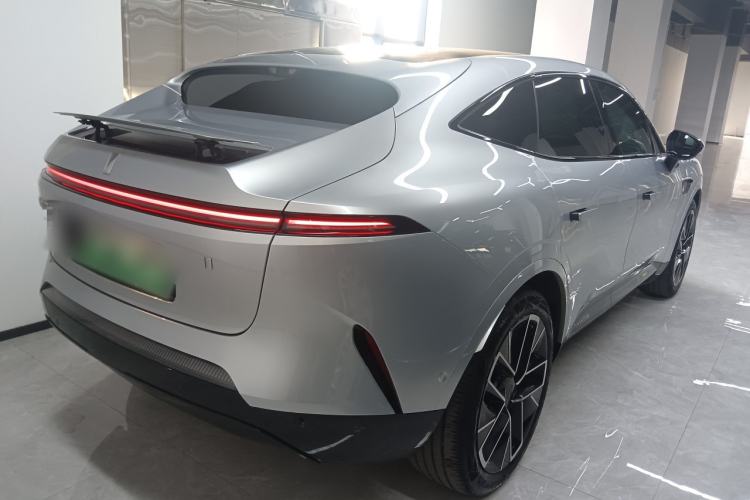 Used  11 2022 Long-Range Dual-Motor Luxury Edition 4 Seats