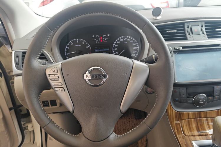 Used Nissan Sylphy 2014 1.6XV CVT Deluxe Edition
