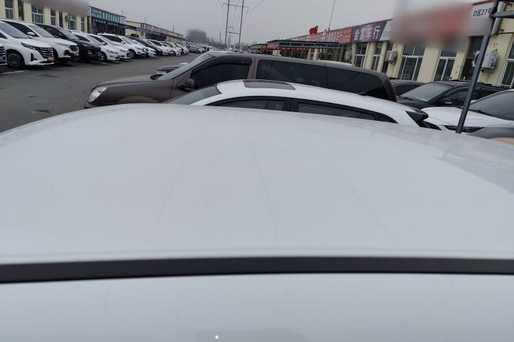 Used ORA White Cat 2022 Xiaoyue Mao Edition 360 km Luxury Model Lithium NMC