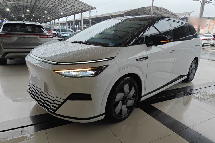 Used XPeng X9 2024 702 Ultra-Long Range Pro