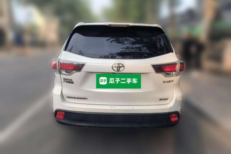 Used Toyota Highlander 2015 2.0T Two-Wheel Drive Luxury Edition 7 Seats
