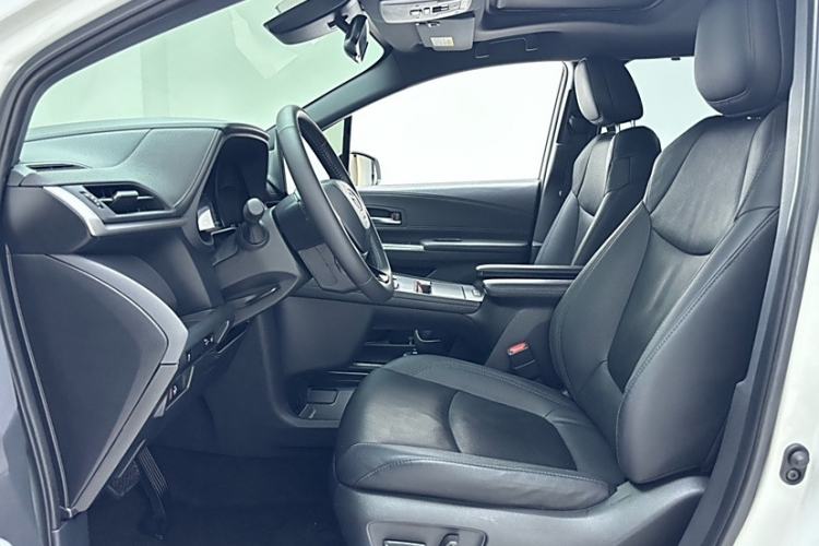 Used Toyota Sienna 2021 2.5L Hybrid Ultimate Edition
