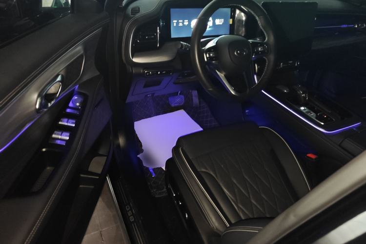 Used GAC Trumpchi GS8 2024 Linghang Series 2.0 TGDI Two-Wheel Drive Luxury Smart Connectivity Version