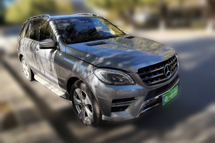 Used Mercedes-Benz M-Class 2014 ML 400 4MATIC Luxury Model
