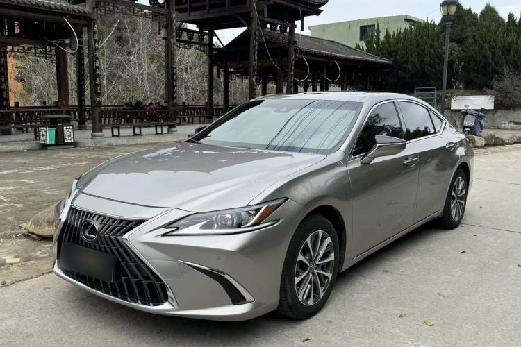 Used Lexus ES 2023 200 Excellence Edition