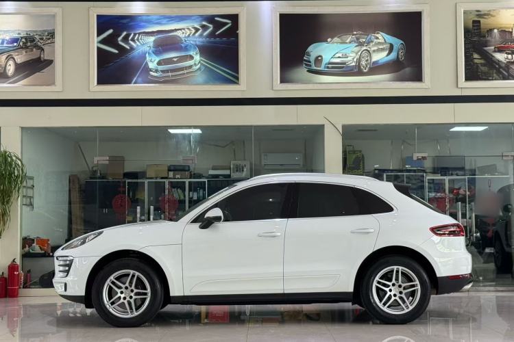 Used Porsche Macan 2017 Macan 2.0T
