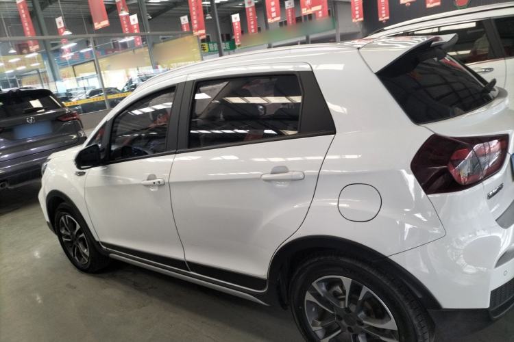 Used Geely Auto Vision X3 2019 Upgraded Model 1.5L CVT Elite Version
