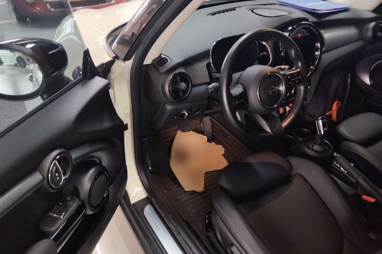 Used  MINI 2022 Updated 1.5T COOPER Classic Edition