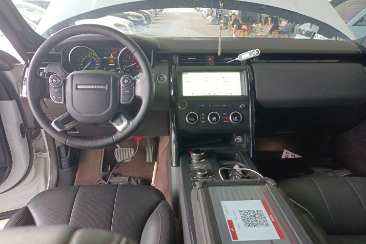 Used Land Rover Discovery 2018 3.0 SC V6 SE
