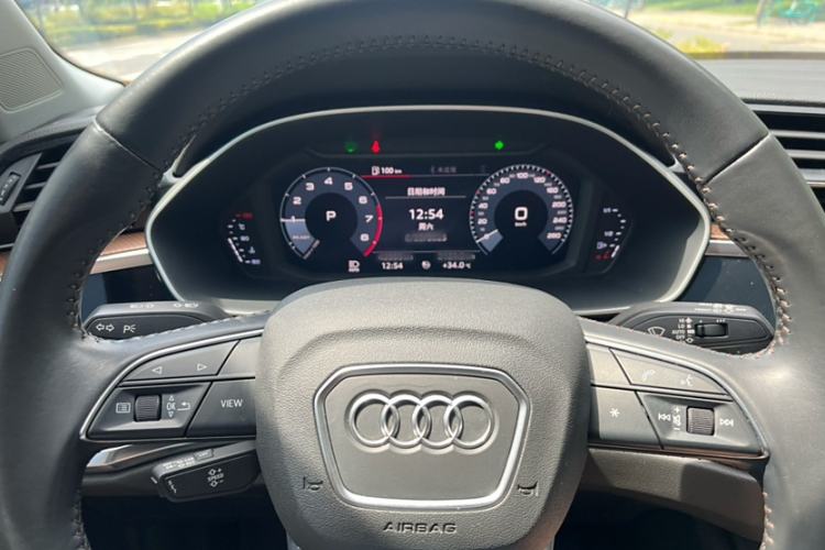 Used Audi Q3 2020 35 TFSI Fashionable and Elegant Model
