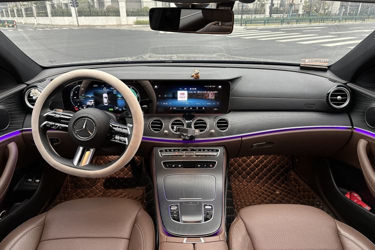 Used Mercedes-Benz E-Class New Energy 2023 E 350 e L Plug-in Hybrid Sports Sedan
