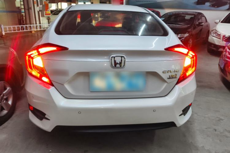 Used Honda Civic 2016 180TURBO CVT Comfort Version
