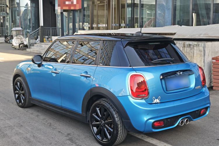 Used  MINI 2016 2.0T COOPER S Pioneer Edition Five-Door Model
