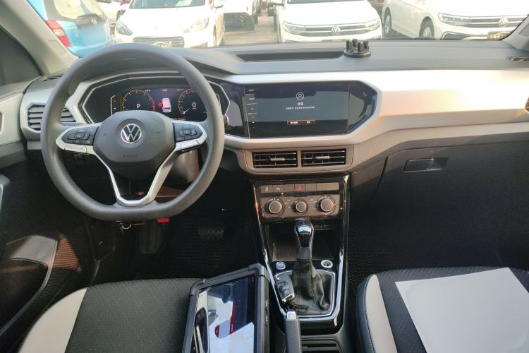 Used Volkswagen Tacqua 2021 200TSI DSG JoyConnect Edition