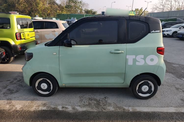 Used Wuling Hongguang MINIEV 2022 Macaron Premium Model – Lithium Iron Phosphate
