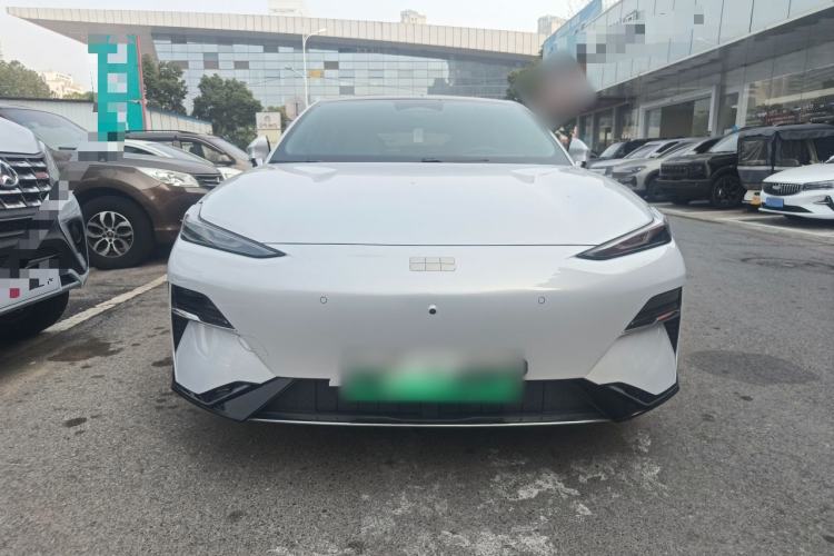 Used  E8 2025 700 km Long-Range Intelligent Driving Version
