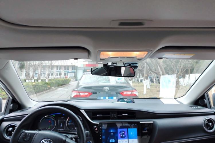 Used Toyota Corolla 2018 Dual-Engine 1.8L E-CVT Smart Edition