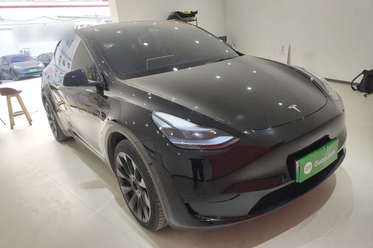 Used Tesla Model Y 2023 Rear-Wheel-Drive Version
