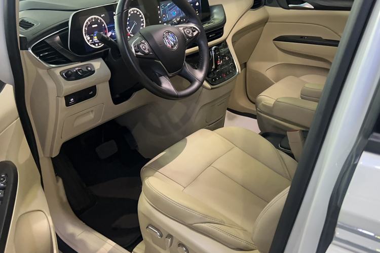 Used Buick GL8 2023 ES Lu Zun Deluxe Model
