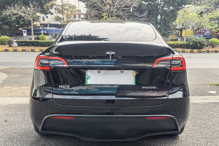 Used Tesla Model Y 2023 Rear-Wheel-Drive Version