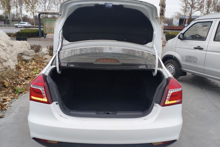 Used Geely Auto Diamond 2017 1.5L Manual Value-Added Model
