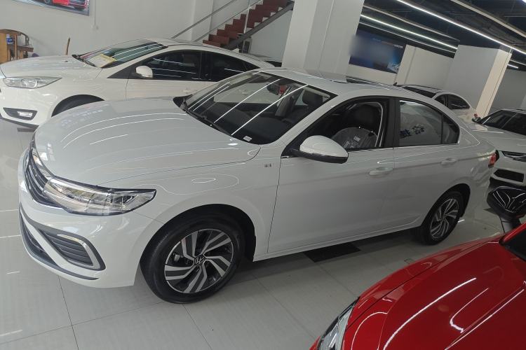 Used Volkswagen Bora 
