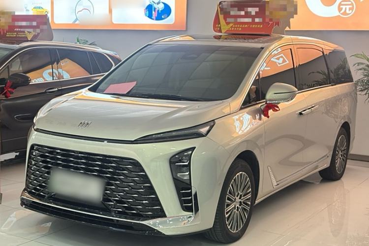 Used Buick GL8 New Energy 2024 Lu Zun Luxury Edition 7-Seater
