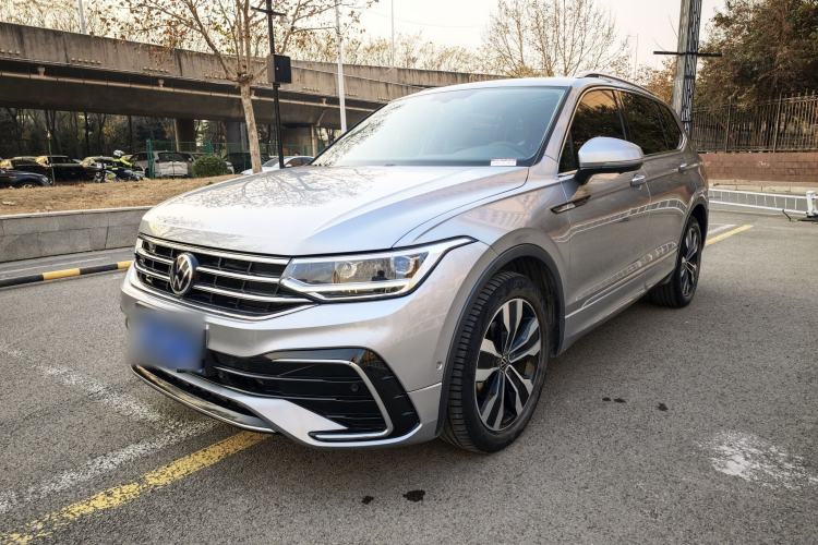 Used Volkswagen Tiguan L 2022 330TSI Automatic Two-Wheel Drive R-Line Enhanced Edition