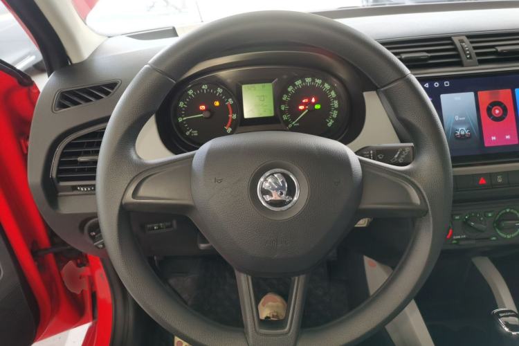 Used Skoda Fabia 2016 1.4L Automatic Car Enjoy Edition