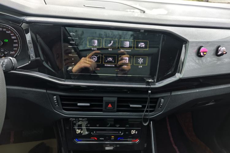 Used Volkswagen Tayron 2022 330TSI Two-Wheel Drive Luxury Smart Connectivity Version
