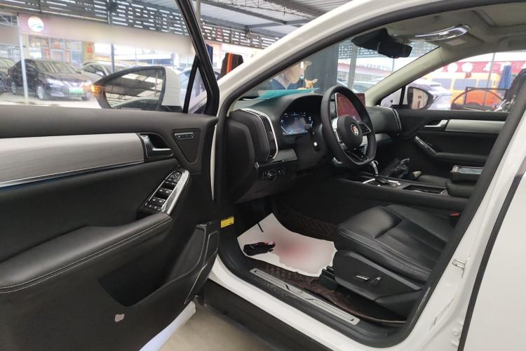 Used BYD Tang 2018 2.0T Automatic SmartConnect Prestige 7-Seater China V Standard
