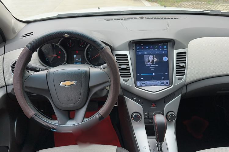 Used Chevrolet Cruze 2013 1.6L SE AT
