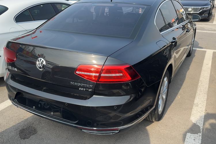 Used Volkswagen Magotan 2019 330TSI DSG Luxury Model China V Standard
