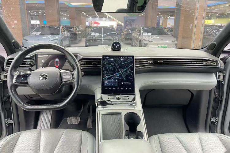 Used Nio ES8 2020 450KM Signature Edition Six-Seater Version
