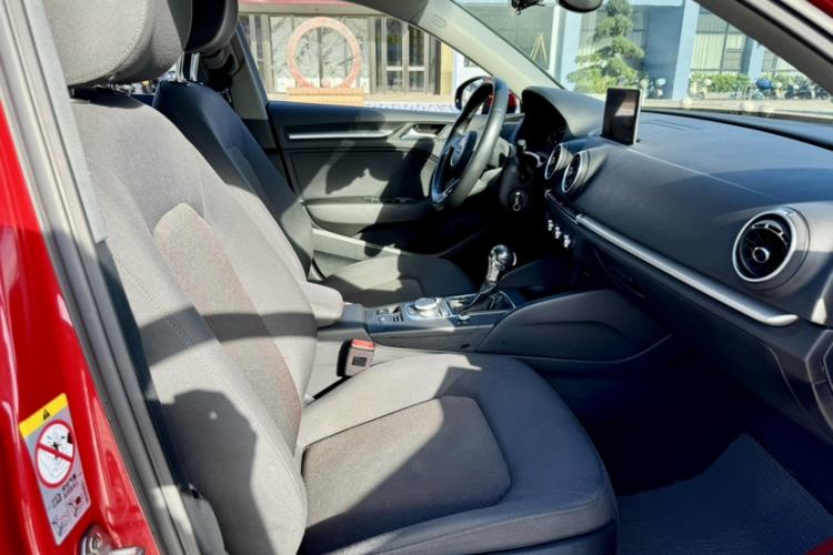 Used Audi A3 2018 30th Anniversary Edition Sportback 35 TFSI Ambition Model
