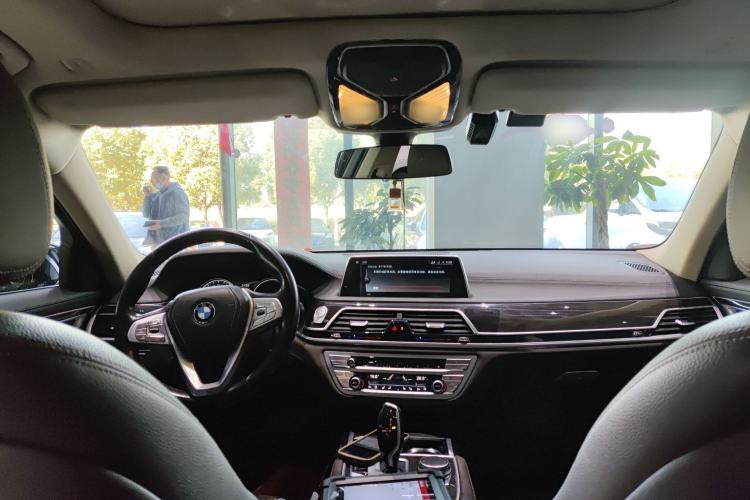 Used BMW 7 Series 2017 730Li Leading Model
