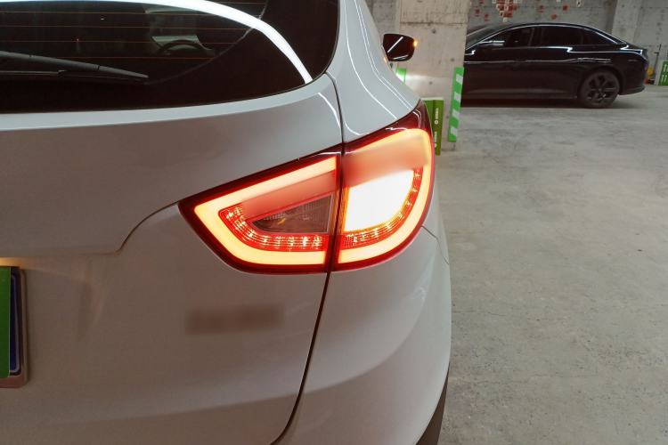 Used Hyundai ix35 2015 2.0L Automatic 2WD Smart Version China V Standard
