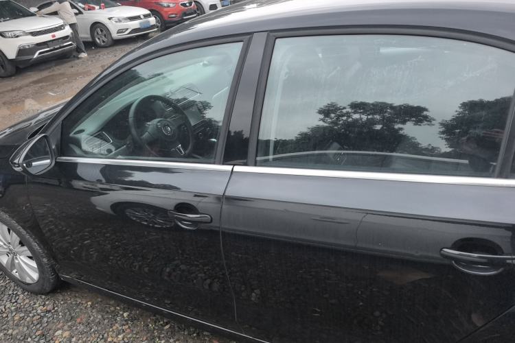 Used Volkswagen Sagitar 2014 1.6L Automatic Comfort Model
