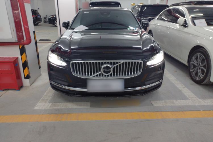 Used Volvo S90 2024 B5 Zhiyuan Luxury Edition