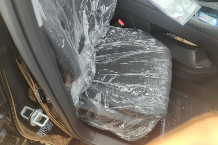 Used Chery Fengyun T8 2025 1.5T 130 km Comfort Edition 5-Seater
