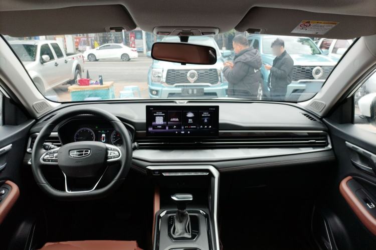 Used Geely Auto Vision X6 2021 PRO 1.4T Automatic Prestige Model
